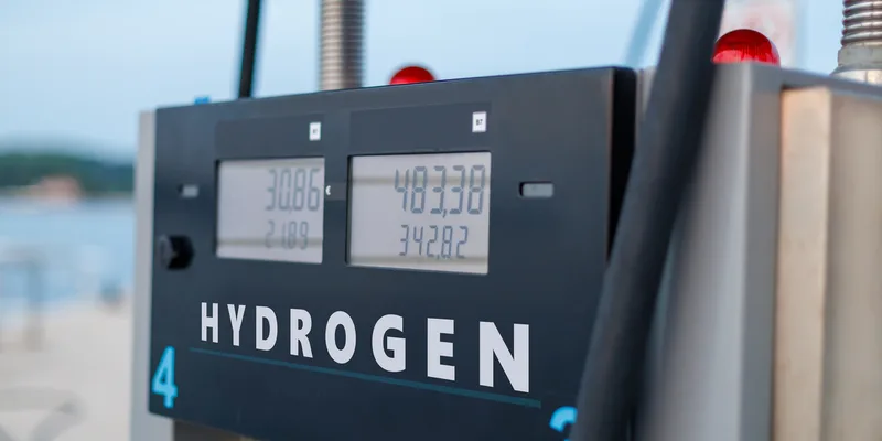 Hydrogen refueling pump displaying fuel prices at California H2 station